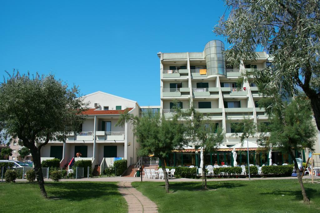 Villaggio Luna Due Caorle Exterior photo